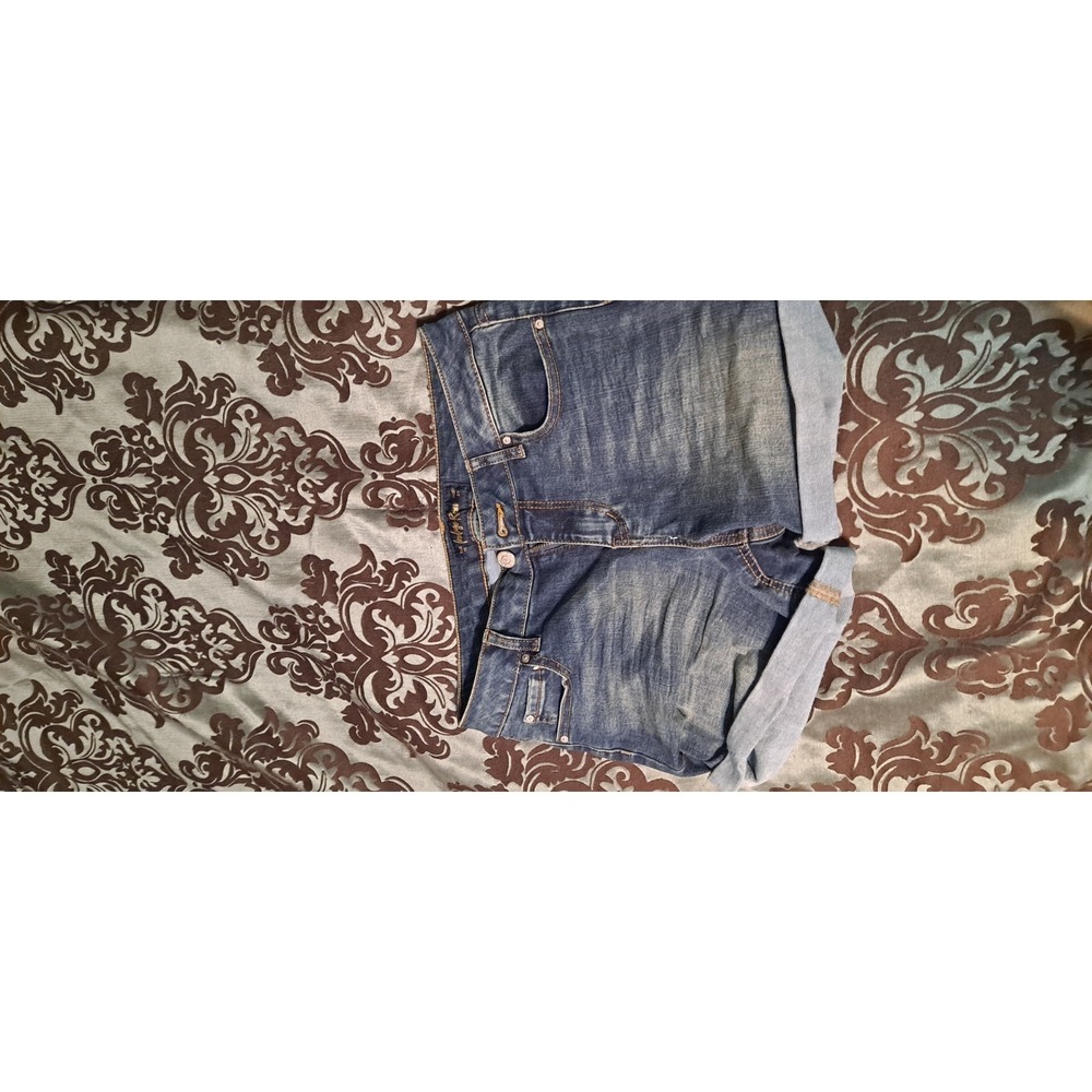 Indigo Rein Jean Shorts Size 11 Waist 29